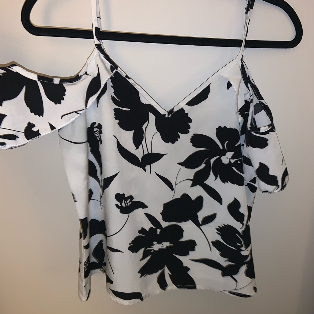 SHEIN women’s top